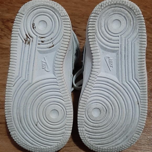 Nike Air force ones toddler size 7c - Picture 5 of 5